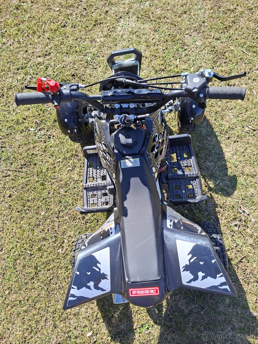 Detska benzinova štvorkolka - 5