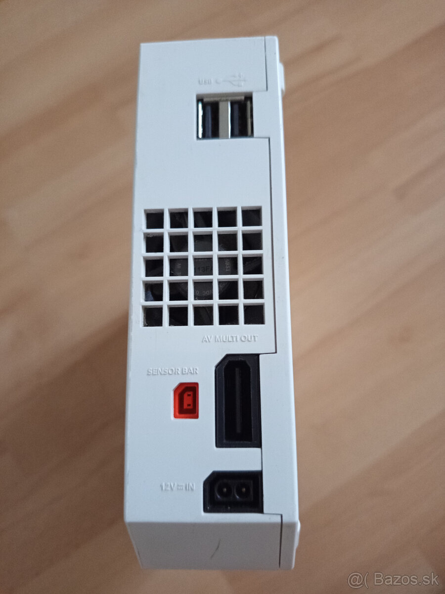 Nintendo Wii - Samotná konzola+Sensor Bar+HDMI red. - 5