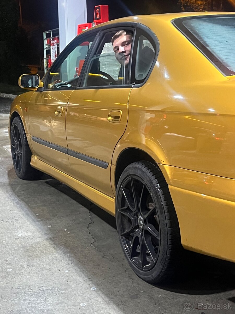 SUBARU LEGACY GX AWD 2,5 - 5