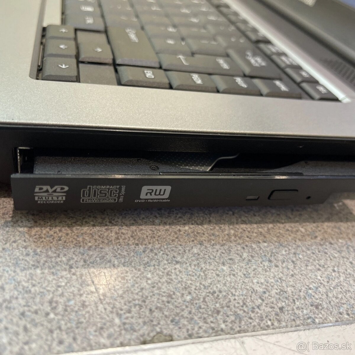 Predám notebook Toshiba Satellite L300 - 5