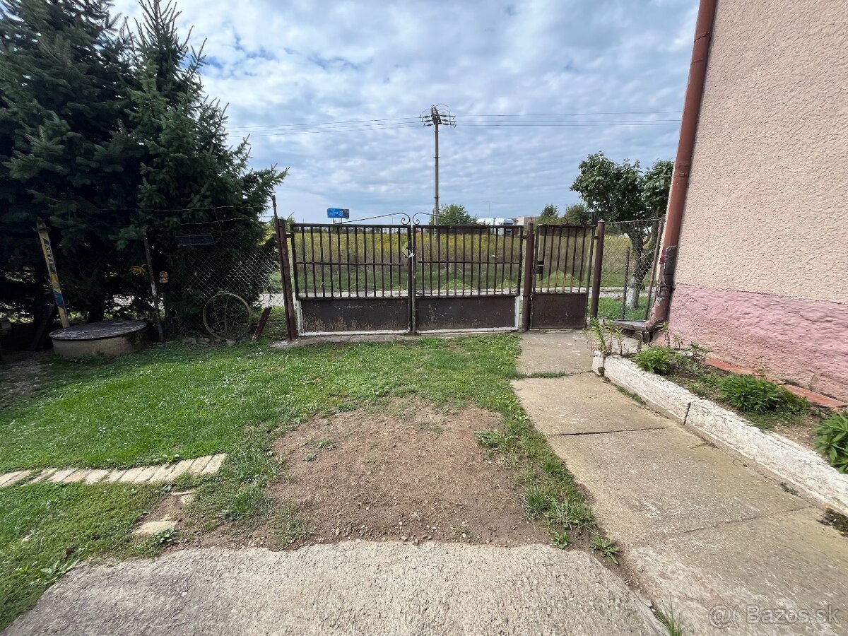 Šaca - 5 izbový rodinný dom s peknou záhradou - 5