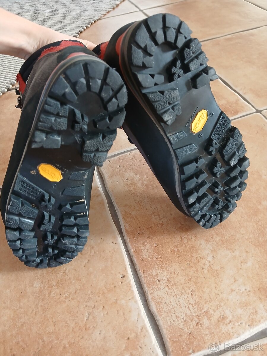 Turistická horolezecka obuv - 5