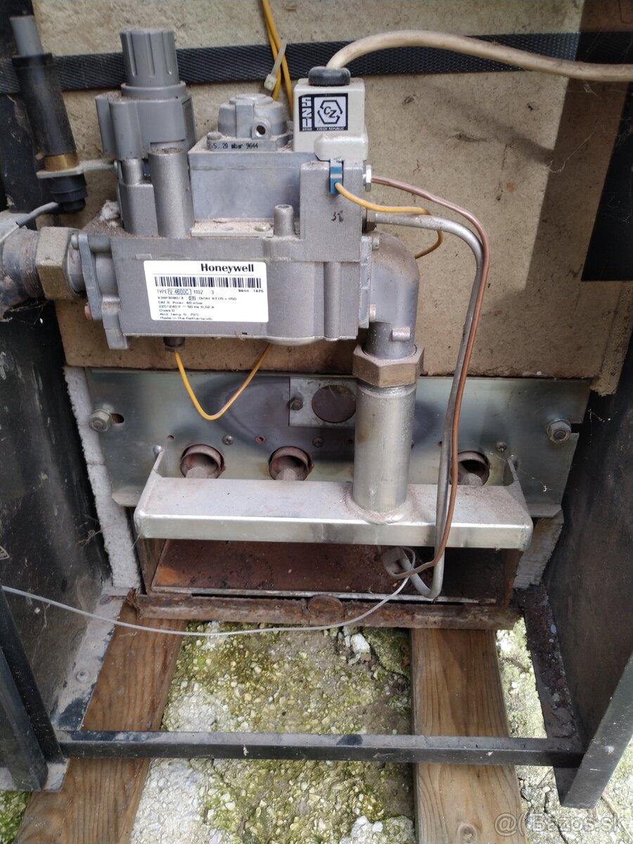 Predám plynový kotol Destila 25kW - 5