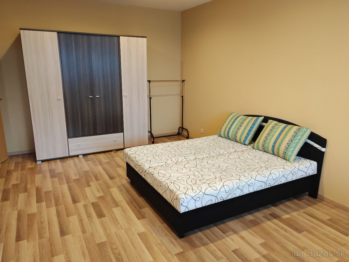 2 izbový Topoľčany pri ZKW/Hoffer - 5