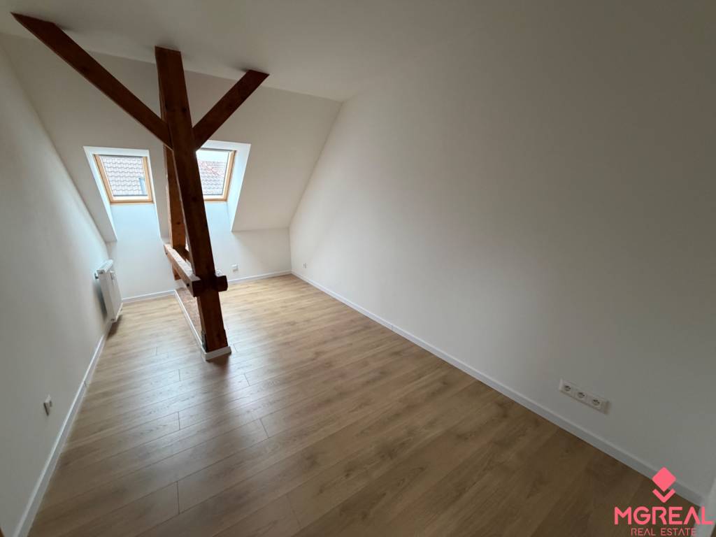 3 izbovy byt centrum Topoľčany / PRENAJOM - 5