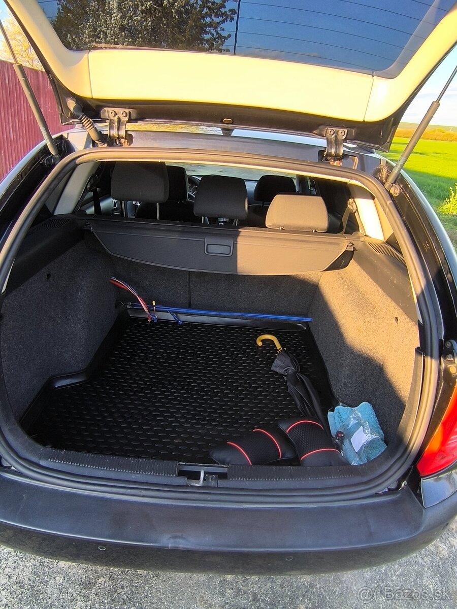 Škoda Octavia 1.9 tdi Tour - 5