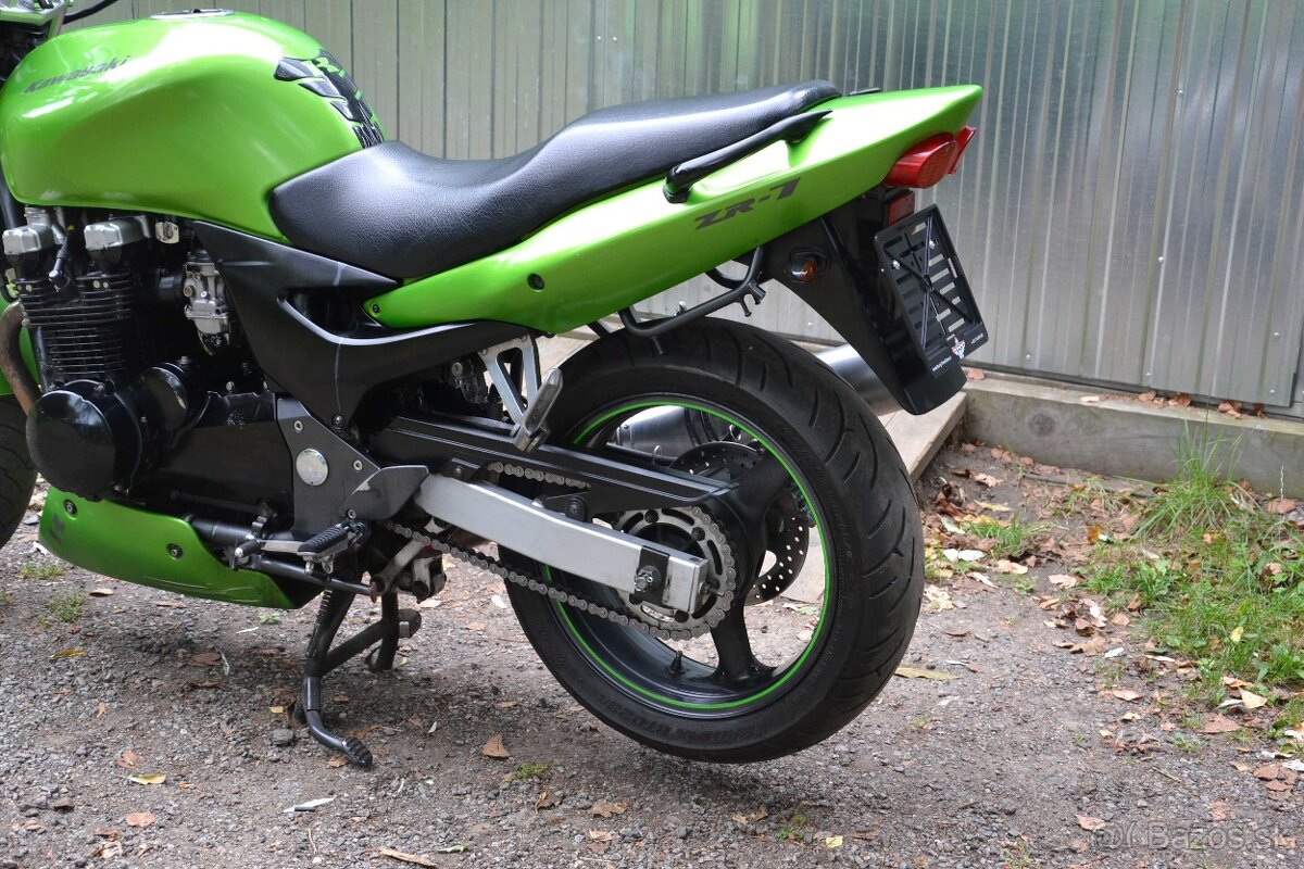 Kawasaki ZR-7 - 5