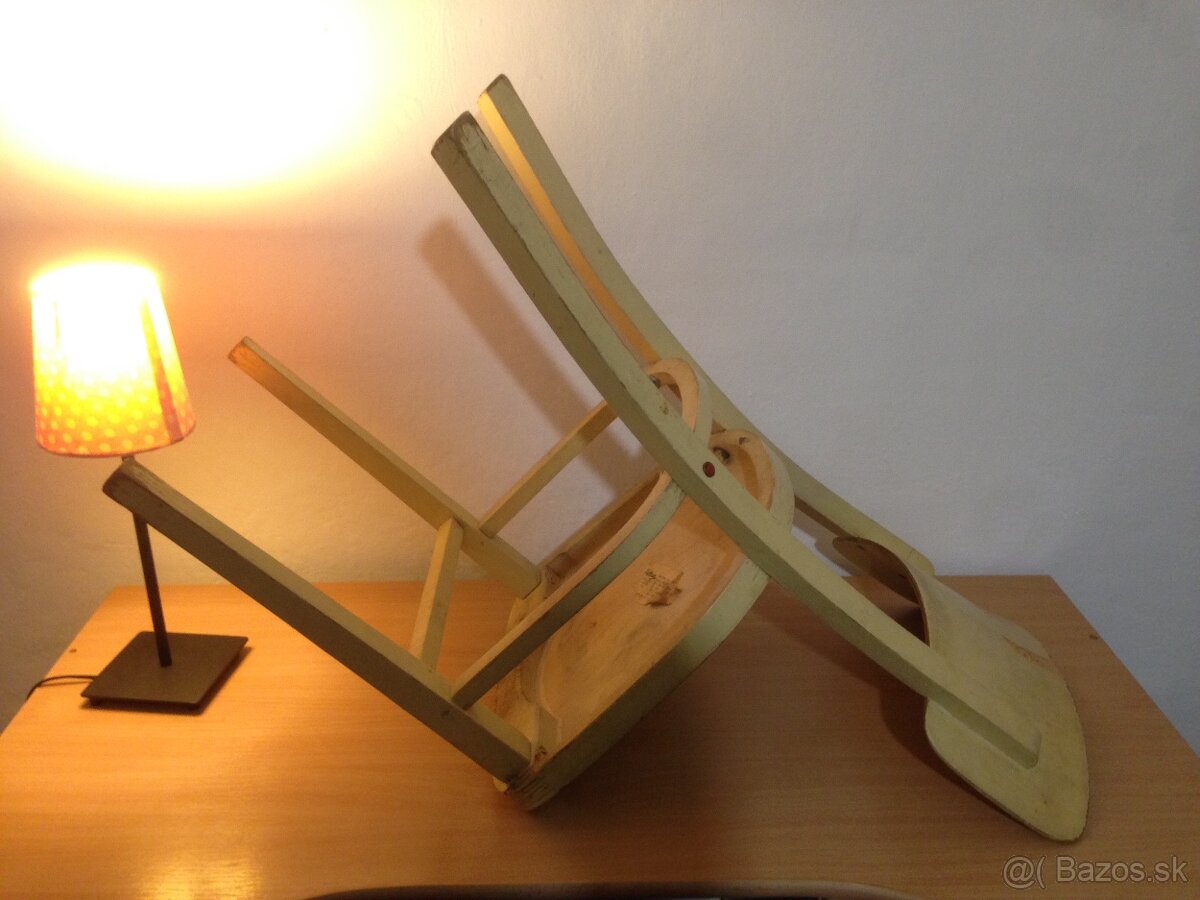 Retro drevená stolička TATRA - 5