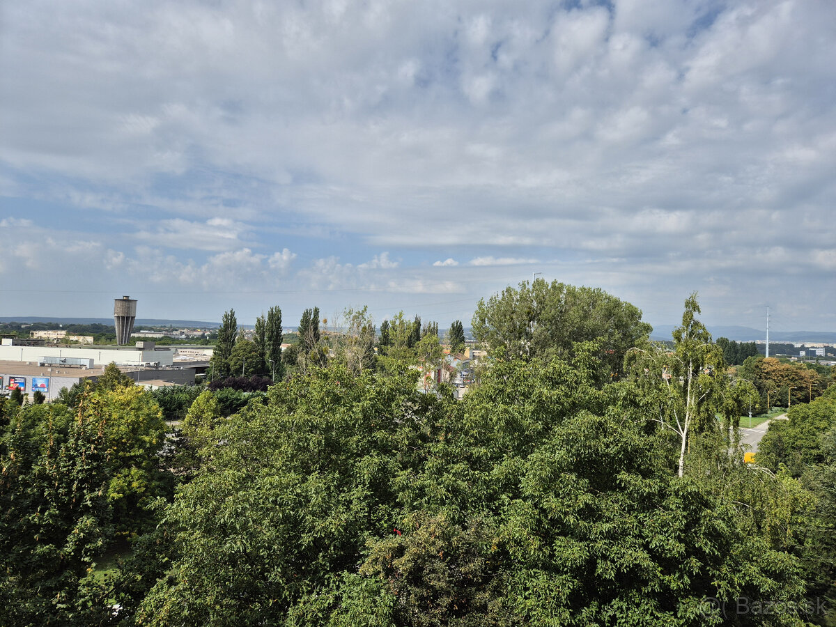 Prenájom 3 izb byt s LOGGIOU Košice s. Nad Jazerom NOVÝ - 5