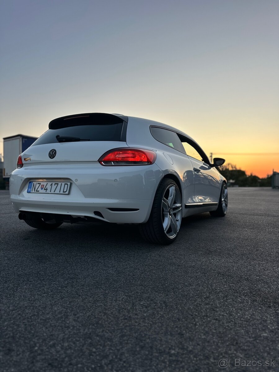 Volkswagen Scirocco 2.0 tsi 147kw DSG - 5