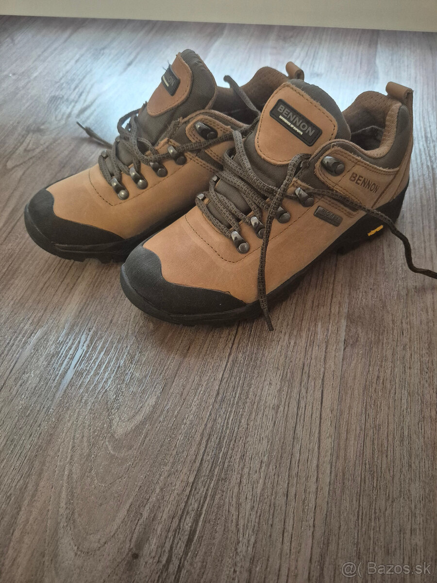 Nepoužitá nízka treková obuv TERENNO - 5