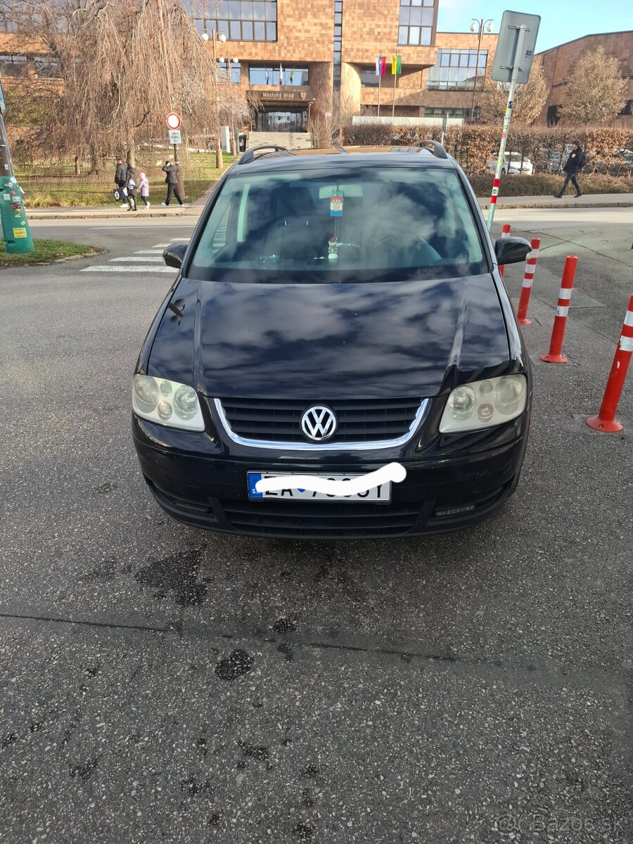 Touran 2004 - 5