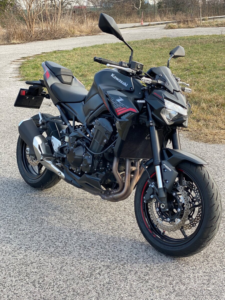 Kawasaki Z900 - 5