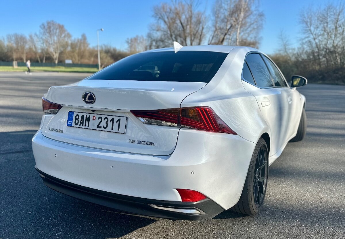 Lexus IS 300h F-SPORT - 5