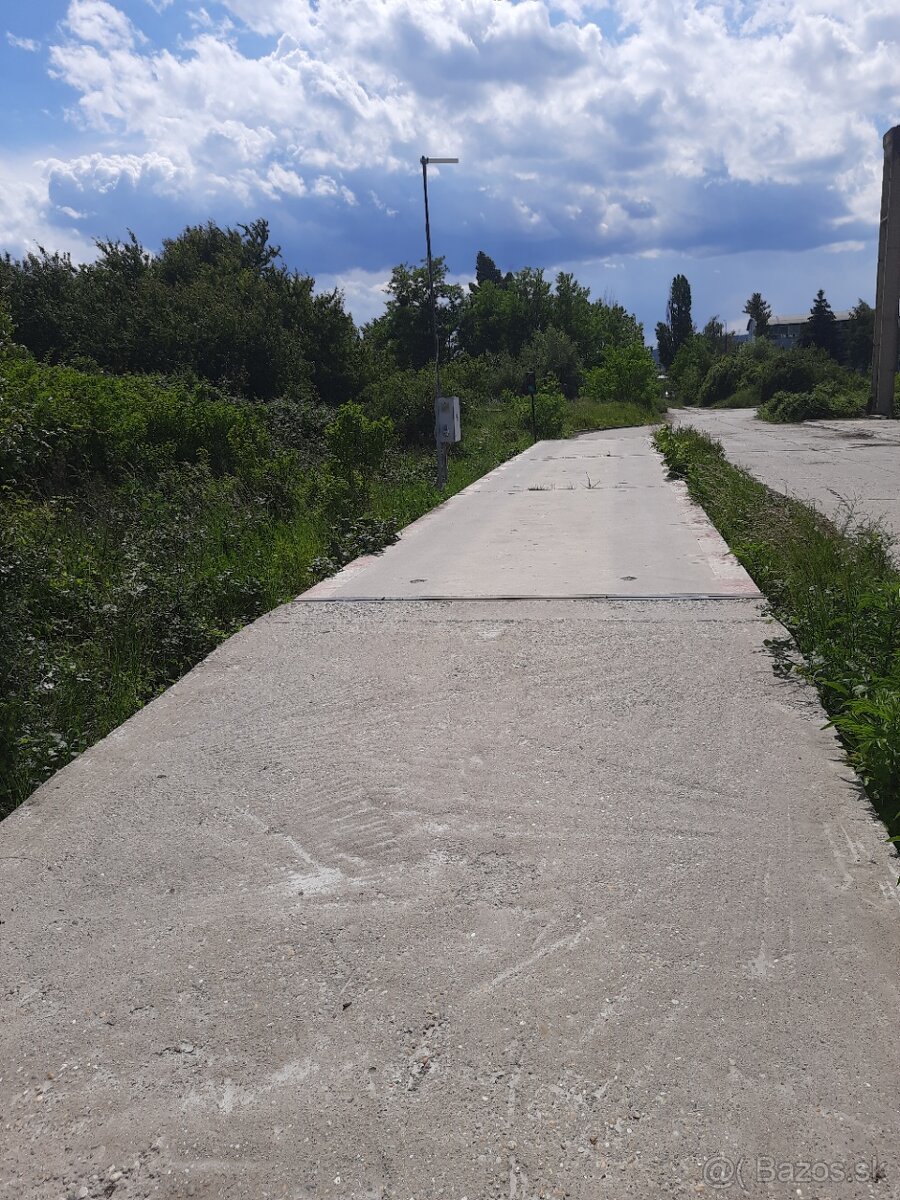 Spevnená skladovacia plocha - 5