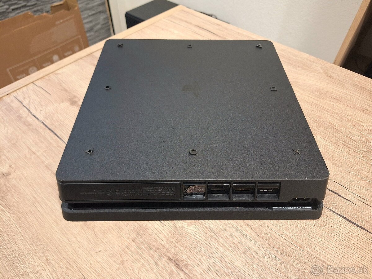 Sony PlayStation 4 500GB - 5