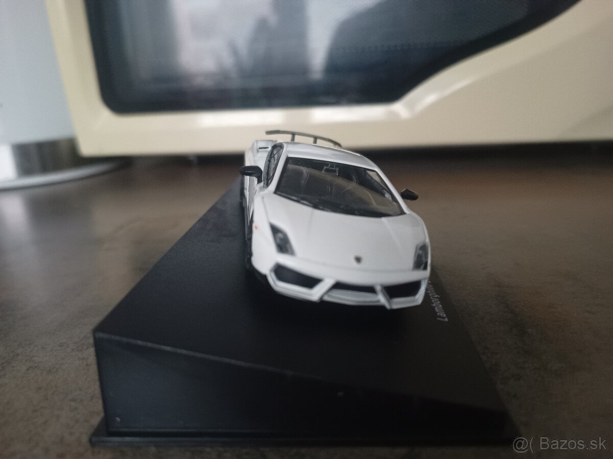 1:43 Lamborghini Gallardo - 5