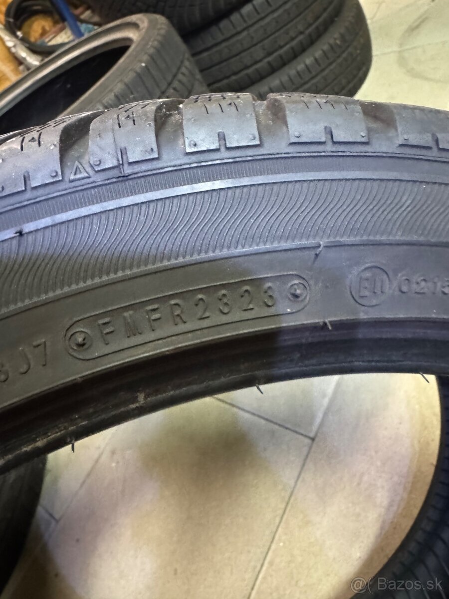 Sumitomo 225/45 R18 zimné - 5