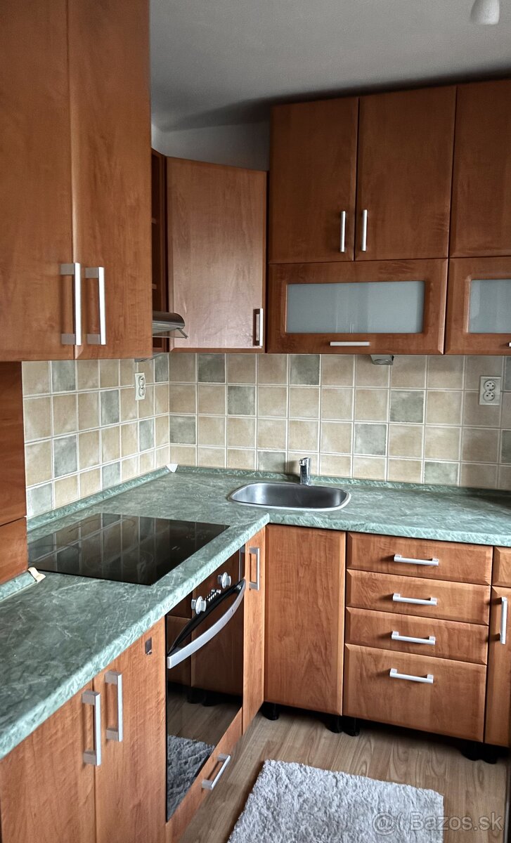 1-izbový byt na Tulskej ul.; - 5