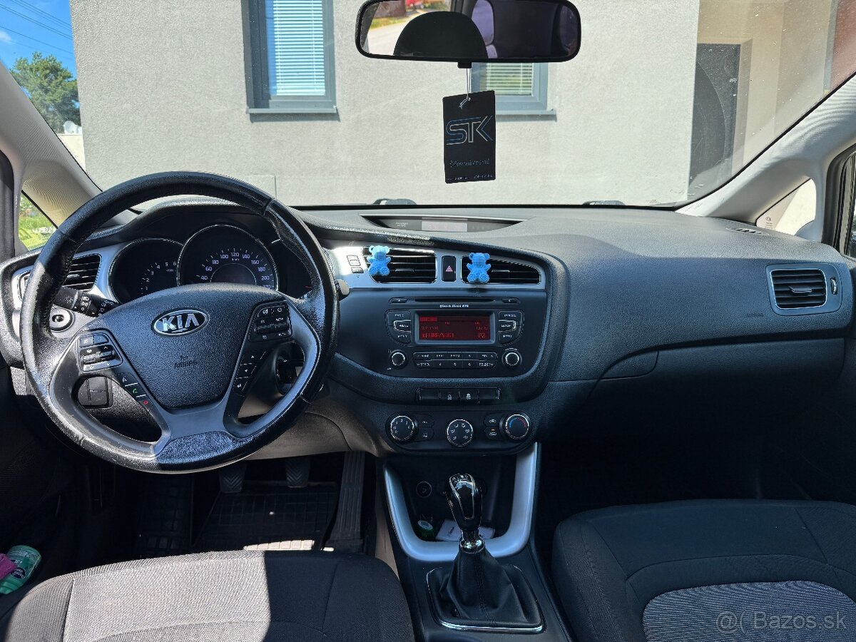 Predám KIA Ceed 1.6 CRDi - 5