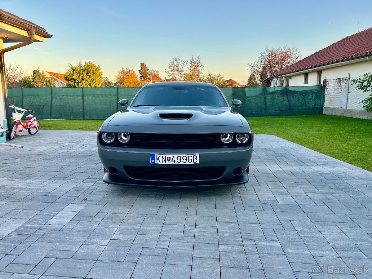 Dodge Challenger 5,7 V8. 2023/8 - 5