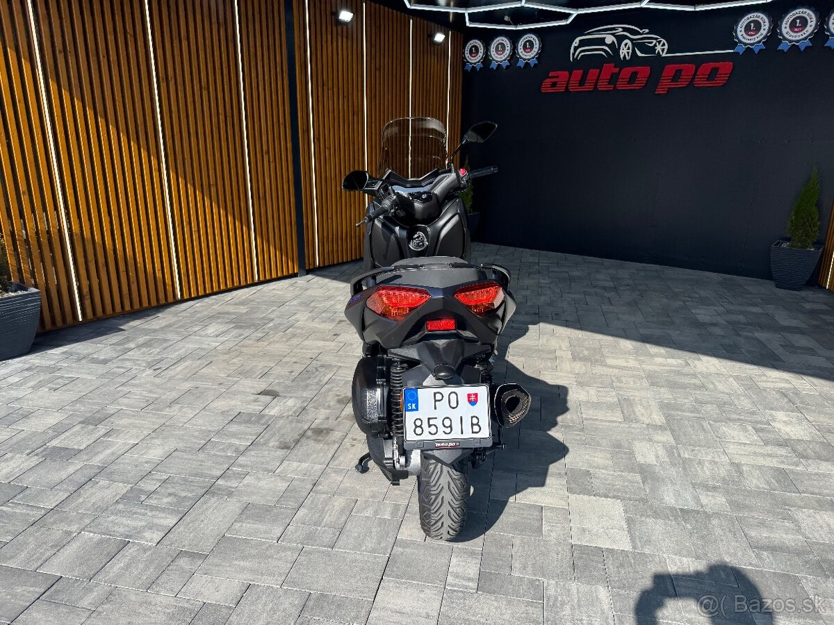 Yamaha X Max 300 AKRAPOVIČ - 5
