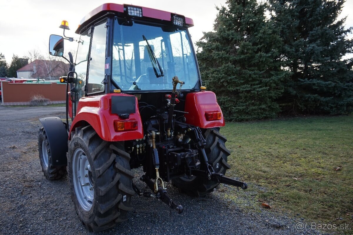 traktor Bělorus - 5