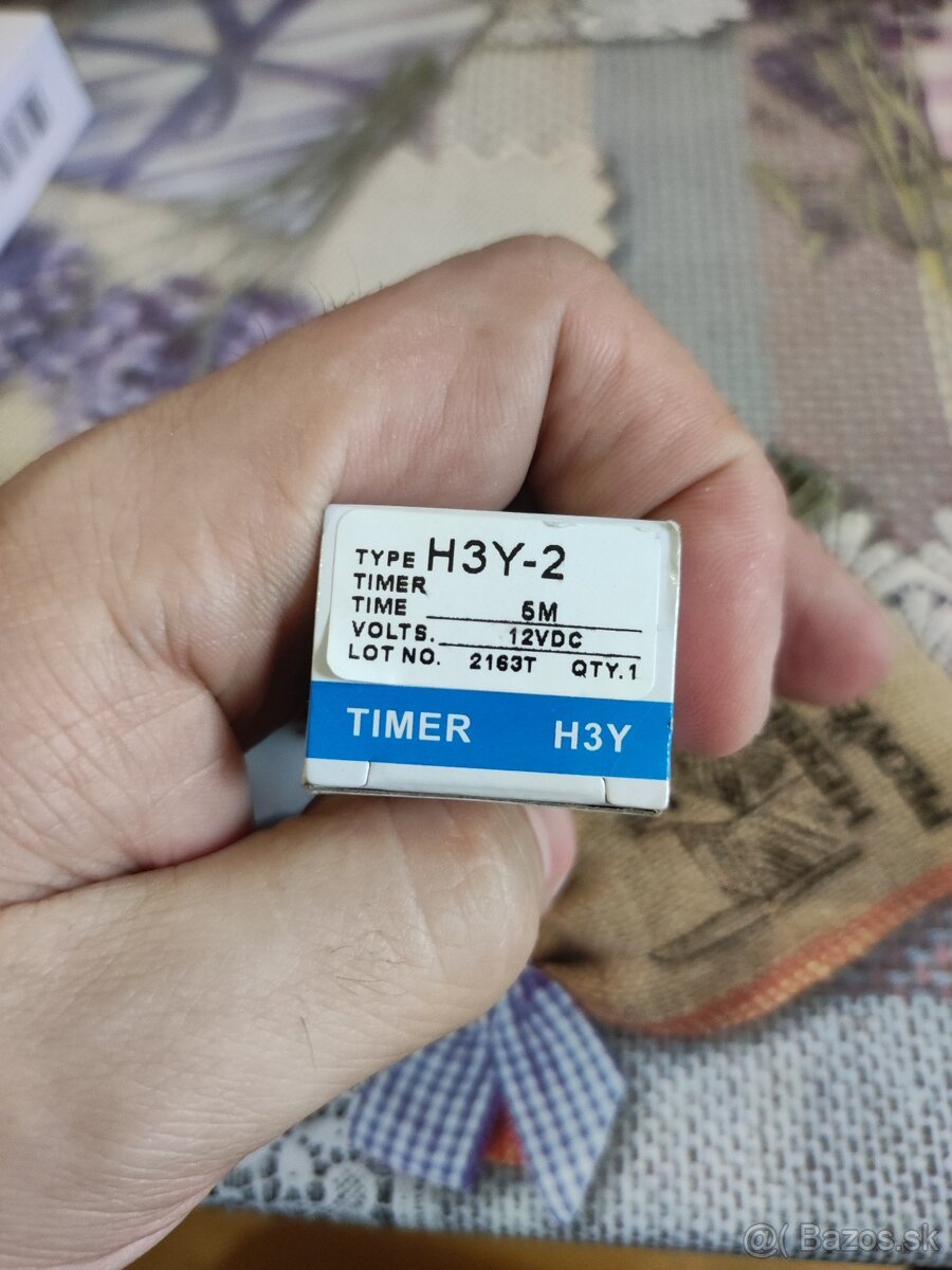 Predám časové relé 12 VDC 5A - 5