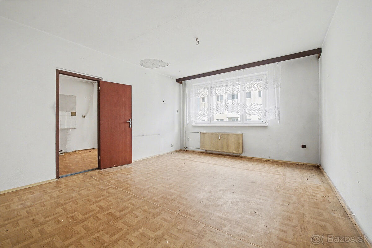 Na predaj priestranný 3-izbový byt v Martine - Zaturčie - 5