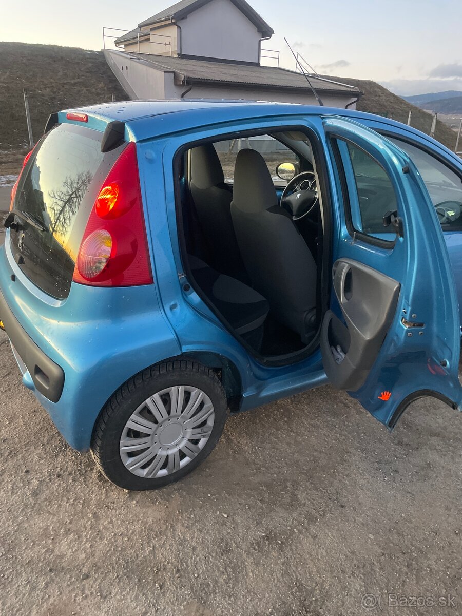 Peugeot 107 - 5