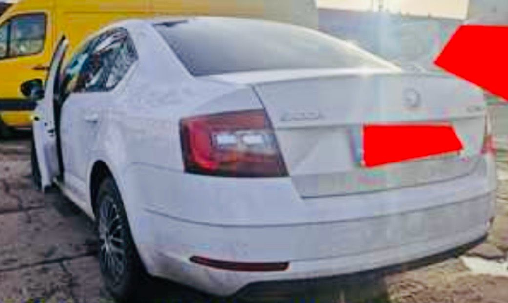 Škoda octavia 1.5 Tsi, havarované - 5