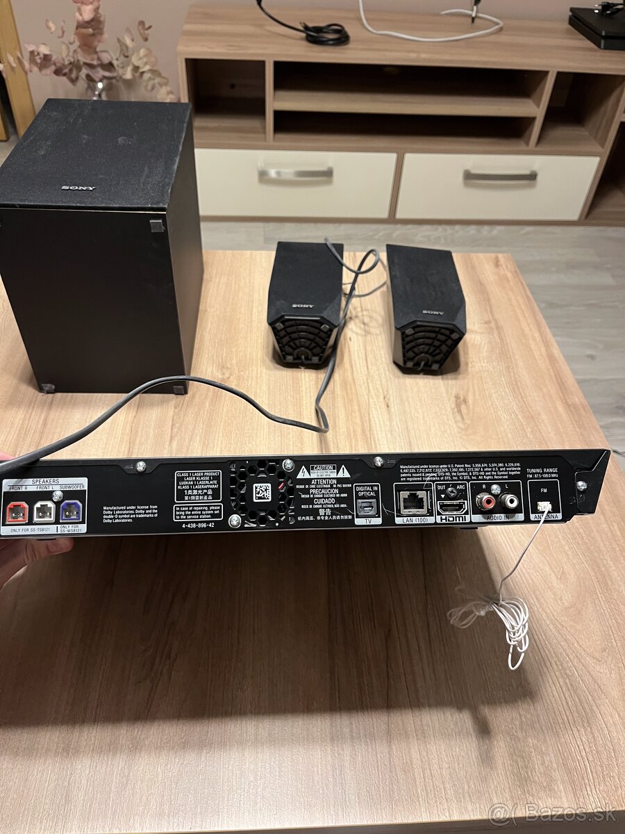 Sony Blu-Ray Player - 5