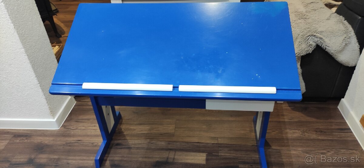 Rastúci písací stôl + stolička grátis - 5