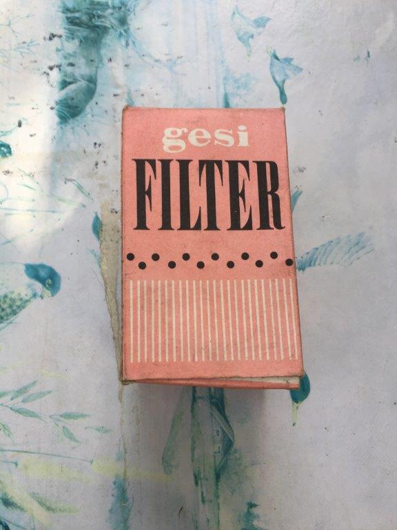 predám puklicu a olejový filter na škoda 100 - 5