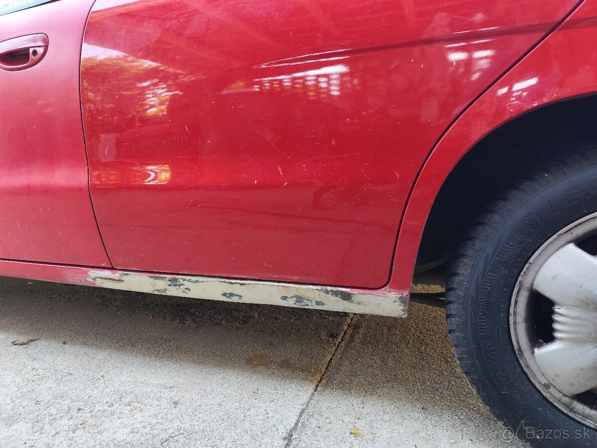 Predám Daewoo Nubira hatchback 2.0 1998 - 5