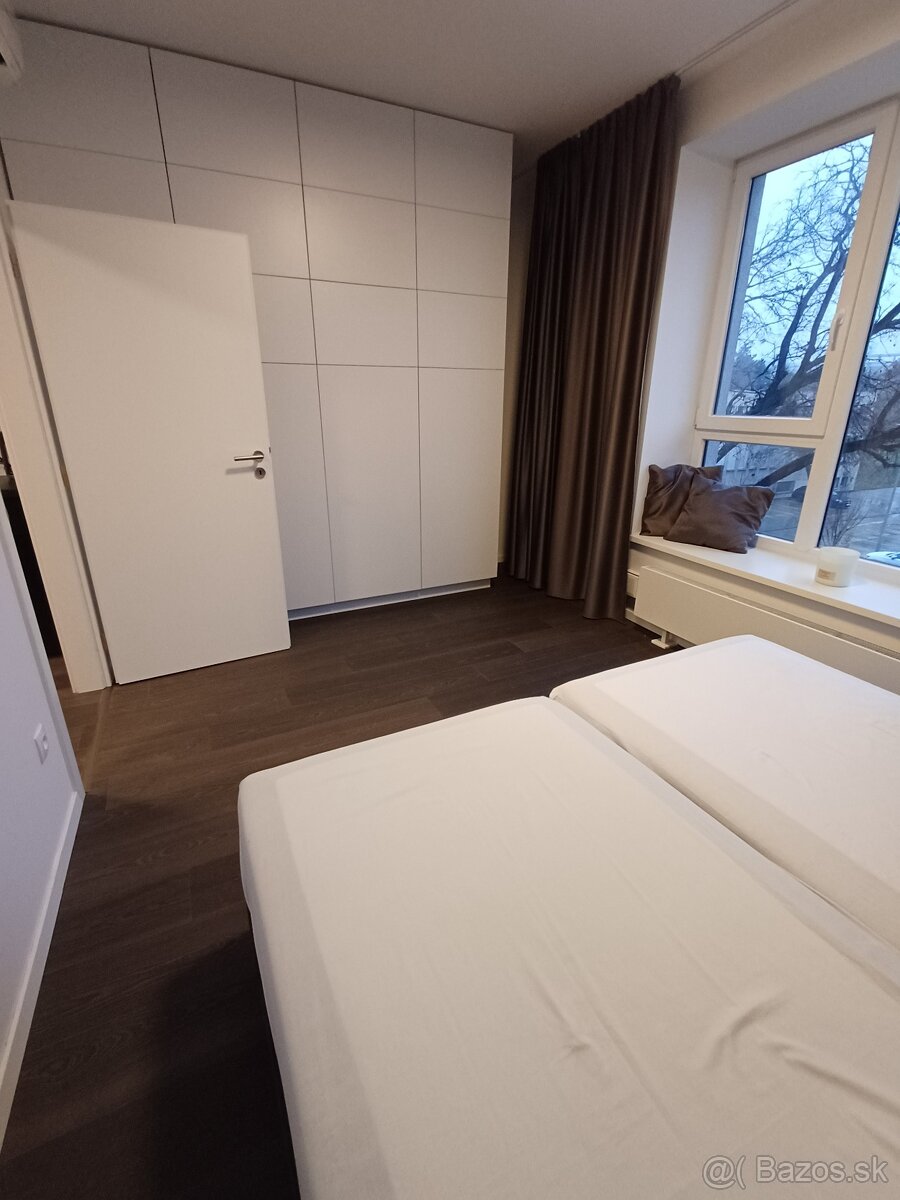 RK Byty Bratislava predá 2 izb. byt na ul. Žilinská, BA I - 5