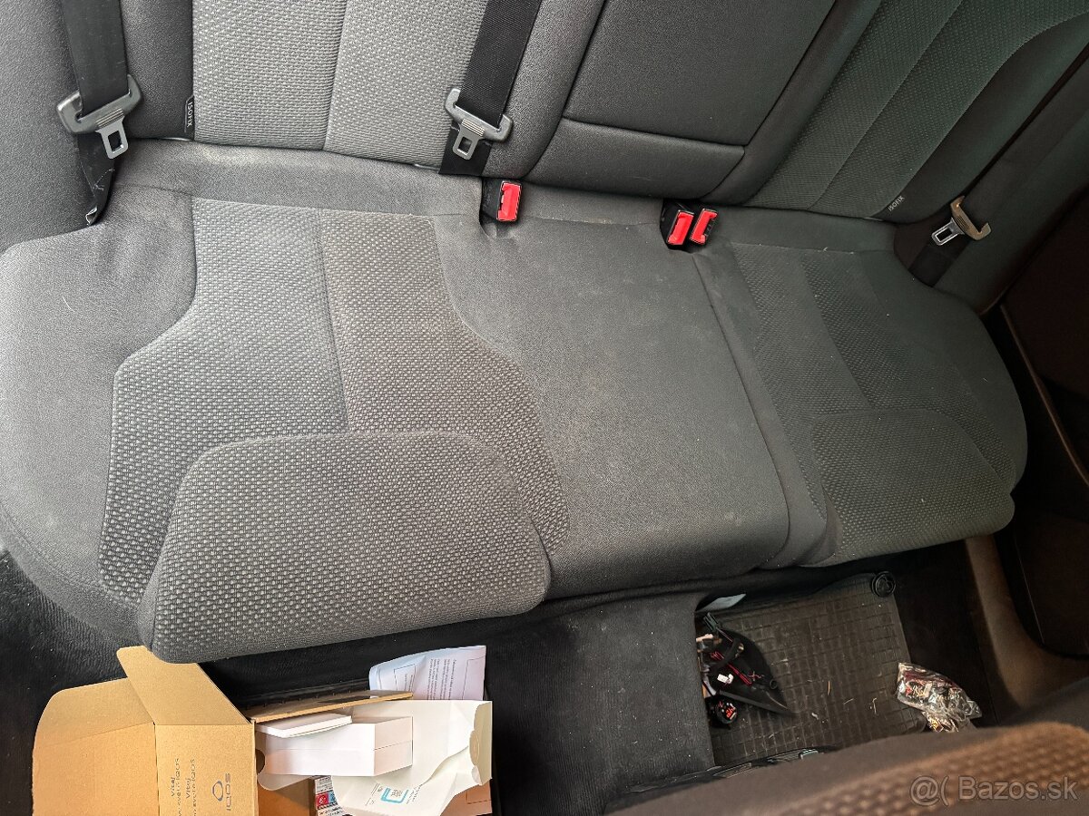 Zadne sedacky na passat B6 a B7 - 5