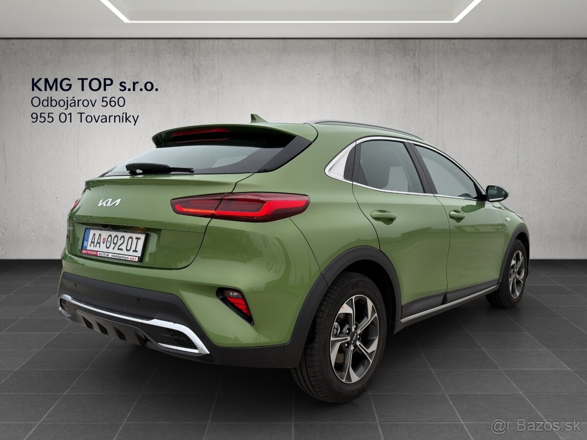 Kia XCeed 1.5 T-GDi Silver A/T - 5