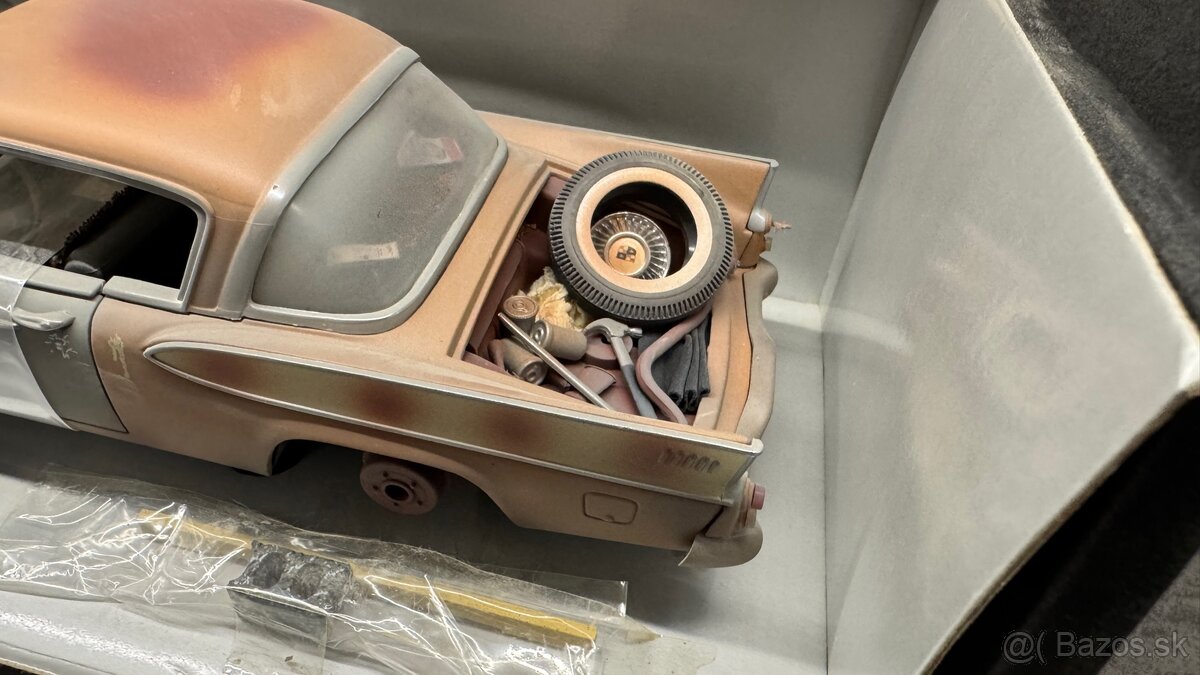 1957 Studebaker Golden Hawk 1:18 - 5