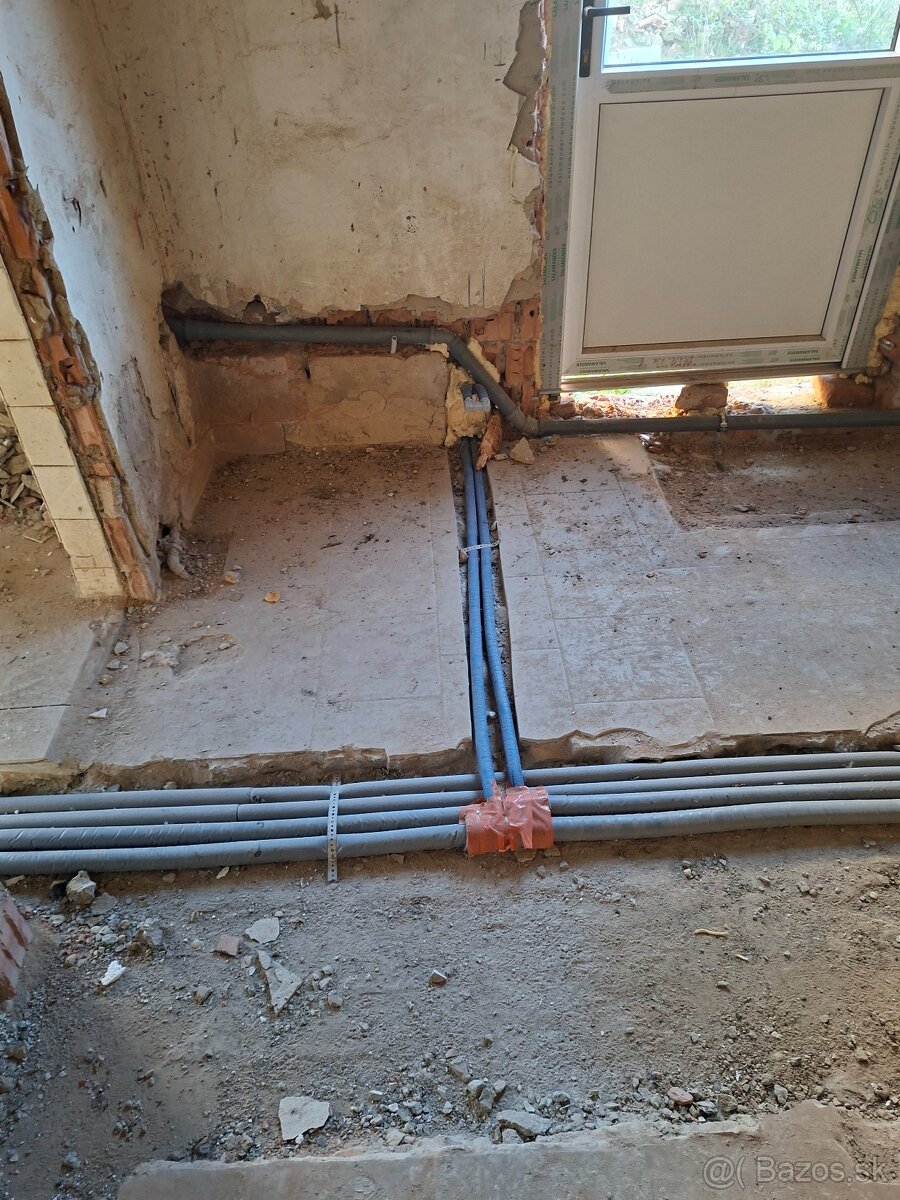 Predam dom .Rapovce pozemok 341/1 341/2 - 5