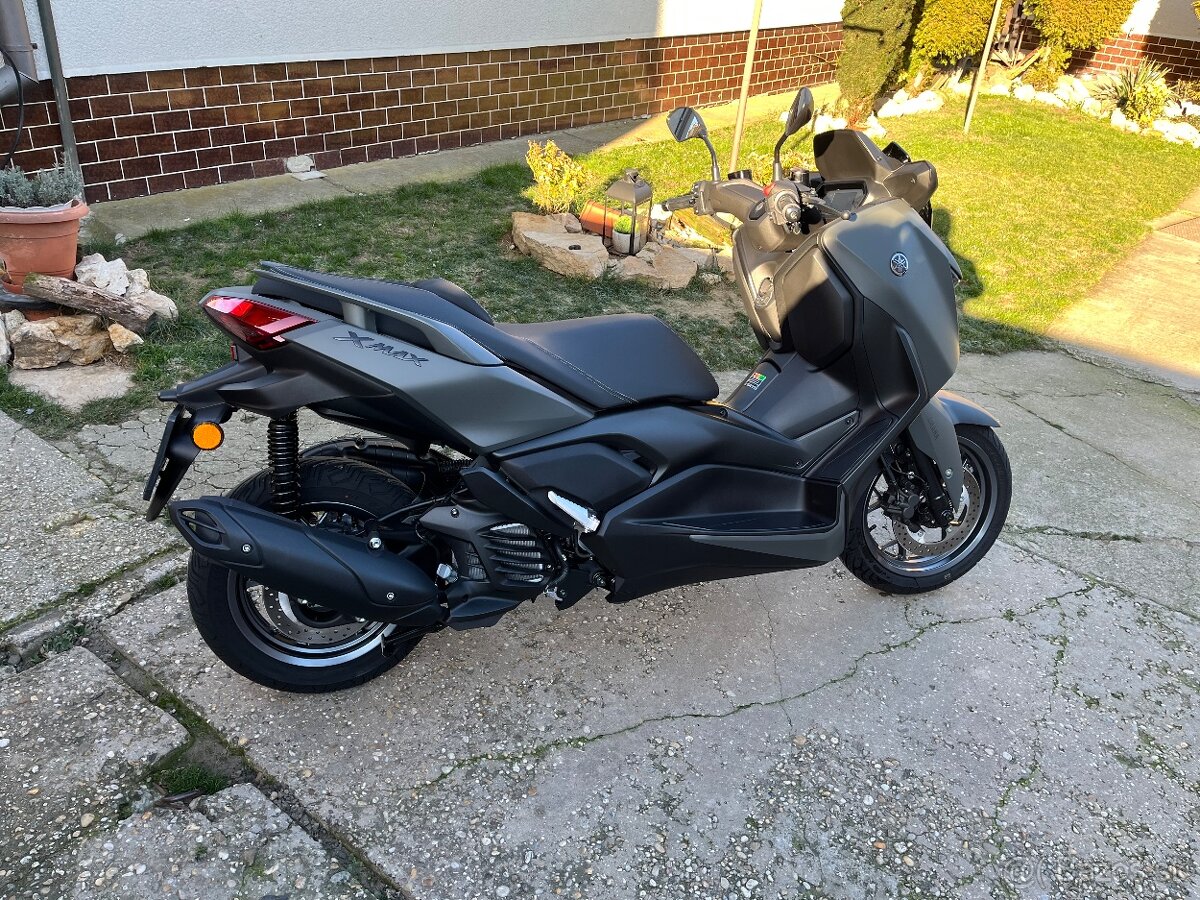 Yamaha Xmax 125 - 5