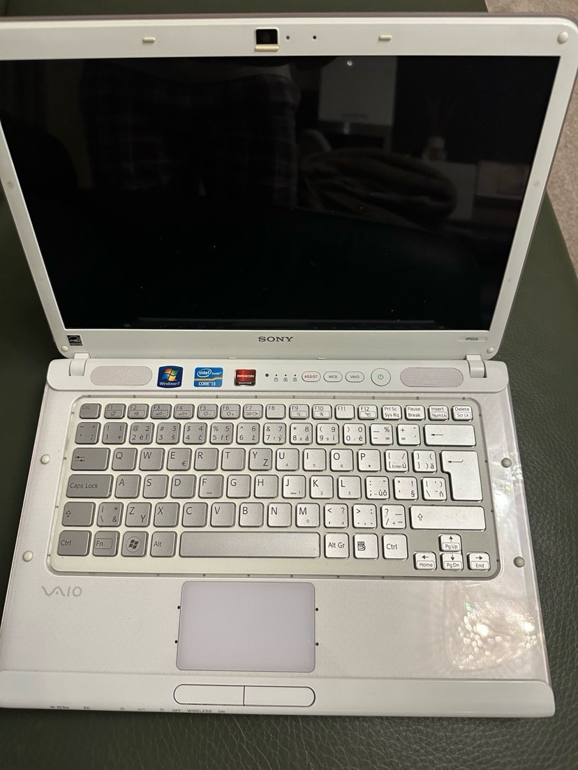 Sony Vaio - 5