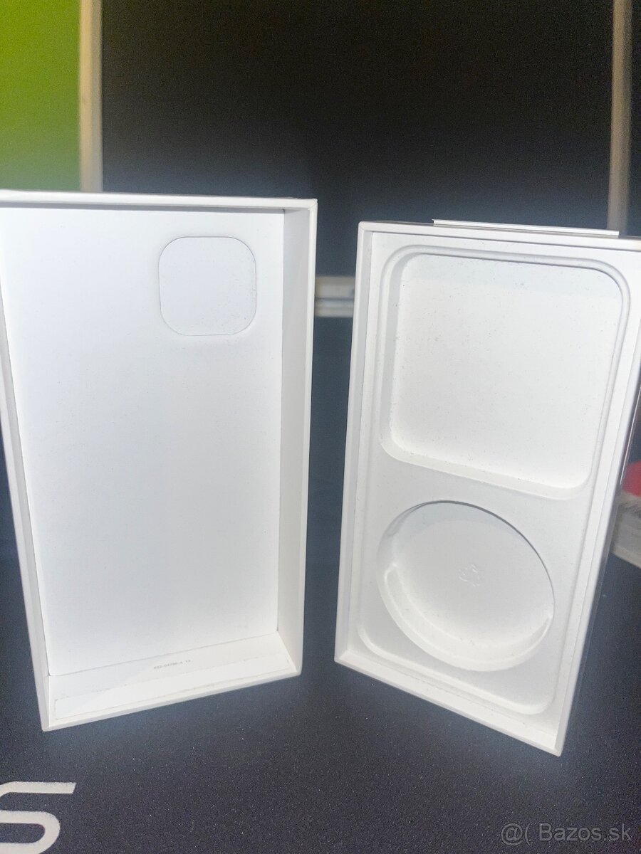 Krabica od iPhone 13 RED - 5