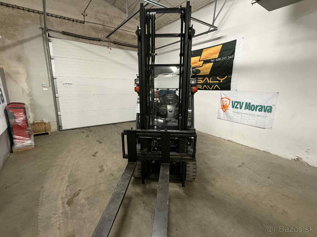 Vysokozdvižný vozík Toyota 8FGCU25 LPG - 5