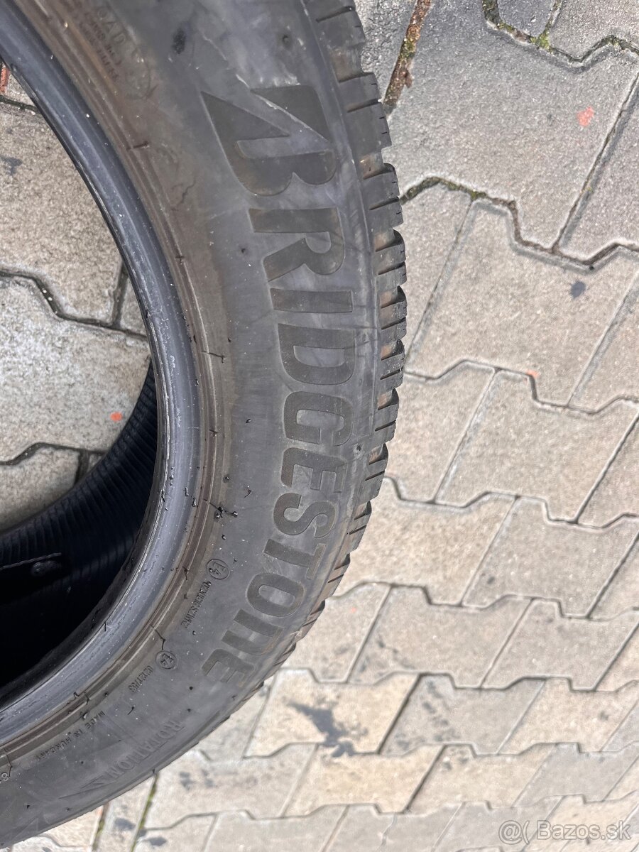 235/55R19 Bridgestone zimne - 5