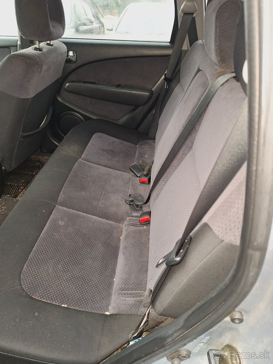 Mitsubishi outlander 1 2.0 4x4 - 5