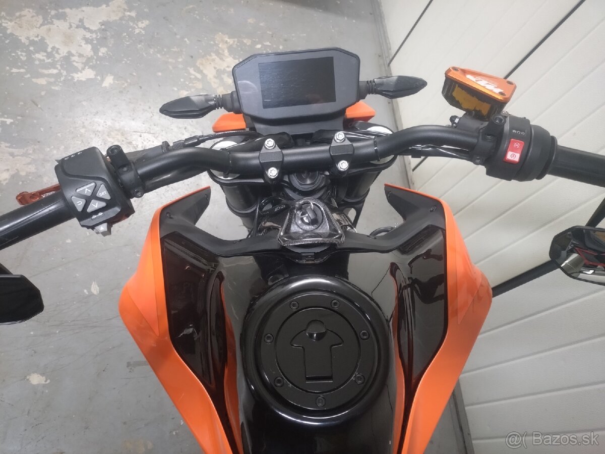 KTM 790 Duke 2023 - 5