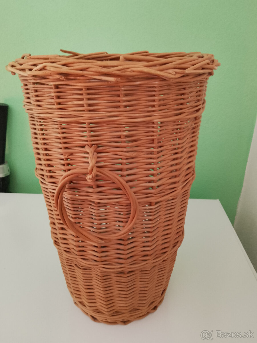 Predám odpadový nerezový kôš 20l,zrkadlo,prútený stojan - 5