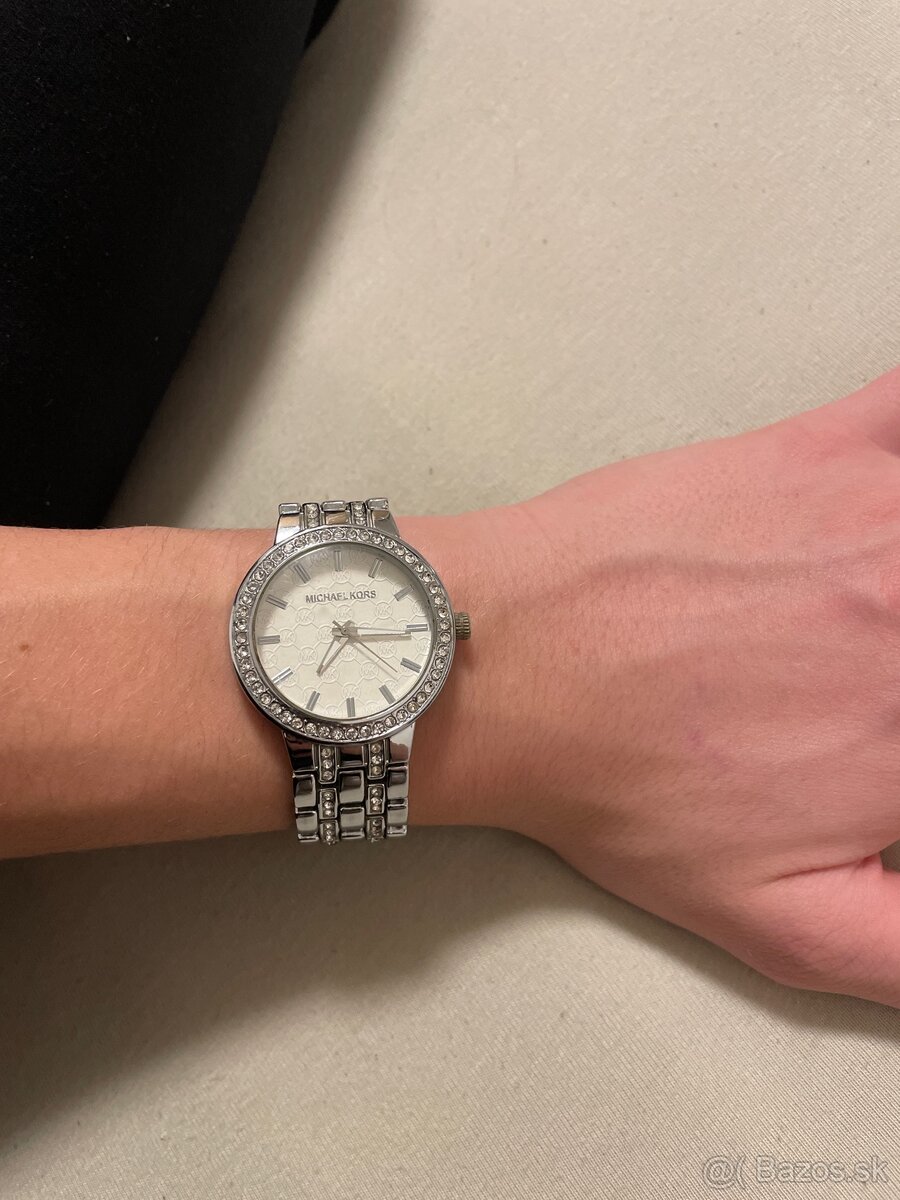 Predám hodinky Michael Kors MK-1148 – pekný stav - 5