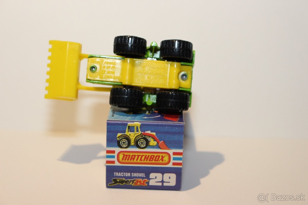 Matchbox SF Tractor shovel - 5